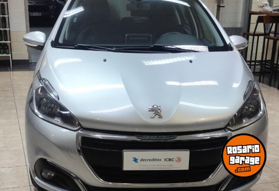 Autos - Peugeot 208 ALLURE 2019 Nafta 125200Km - En Venta