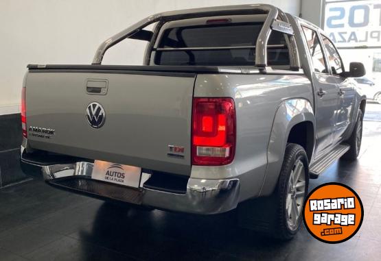 Camionetas - Volkswagen Amarok Hilglhine 4x4 AT 2016 Diesel 130000Km - En Venta