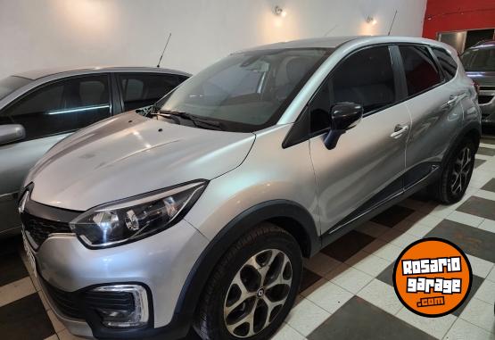 Autos - Renault Captur 2019 Nafta 73000Km - En Venta