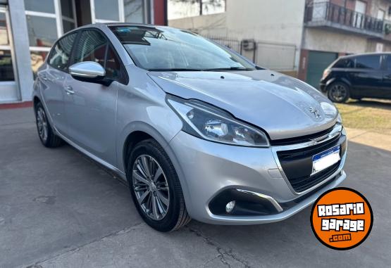 Autos - Peugeot 208 ALLURE NAV 1.6 2017 Nafta 72000Km - En Venta