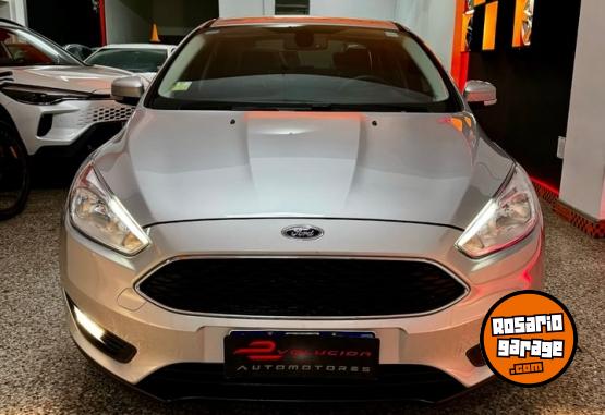 Autos - Ford FOCUS SE 2019 Nafta 33000Km - En Venta