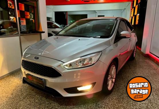 Autos - Ford FOCUS SE 2019 Nafta 33000Km - En Venta