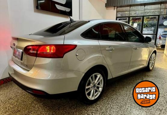 Autos - Ford FOCUS SE 2019 Nafta 33000Km - En Venta