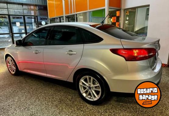 Autos - Ford FOCUS SE 2019 Nafta 33000Km - En Venta