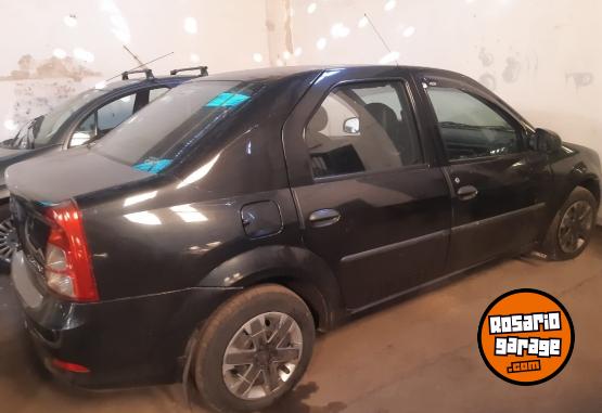 Autos - Renault LOGAN 2013 GNC 111111Km - En Venta