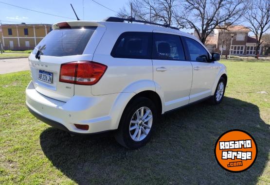 Camionetas - Dodge Journey 2017 Nafta 90000Km - En Venta