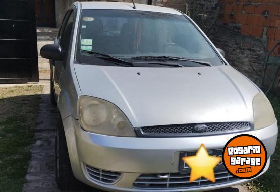 Autos - Ford Ambiente 5 ptas 2004 GNC 145000Km - En Venta