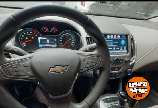 Autos - Chevrolet Cruze II LTZ PLUS 2017 Nafta 98000Km - En Venta