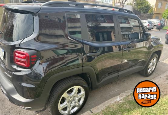 Camionetas - Jeep Renegade sport 2023 Nafta 21000Km - En Venta