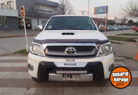 Camionetas - Toyota Hilux SRV 3.0 Dob.Cab.4x4 2011 Diesel 132000Km - En Venta