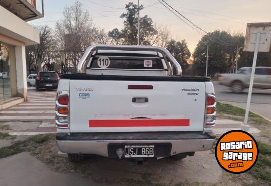 Camionetas - Toyota Hilux SRV 3.0 Dob.Cab.4x4 2011 Diesel 132000Km - En Venta