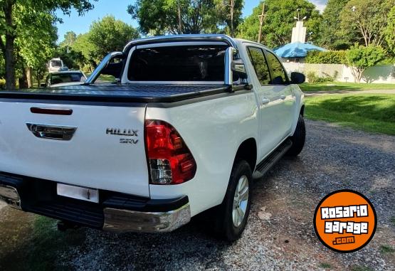 Camionetas - Toyota Hilux 2017 Diesel 193000Km - En Venta