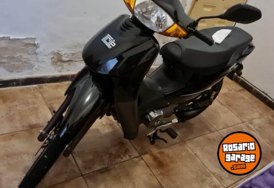 Motos - Guerrero Trip full full 2022 Nafta 5000Km - En Venta