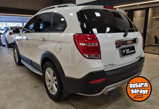 Camionetas - Chevrolet CAPTIVA LTZ 2.2L AWD 2017 Diesel 80000Km - En Venta