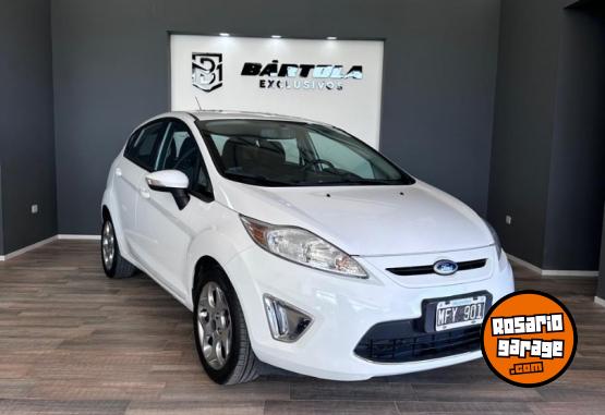 Autos - Ford Fiesta Kinectic 2013 Nafta 130200Km - En Venta