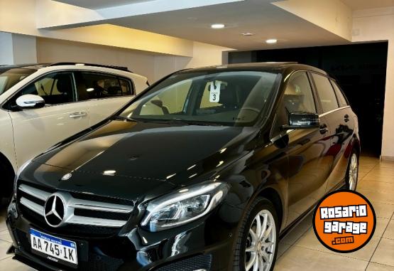 Autos - Mercedes Benz B200 SPORT 2016 Nafta 41000Km - En Venta