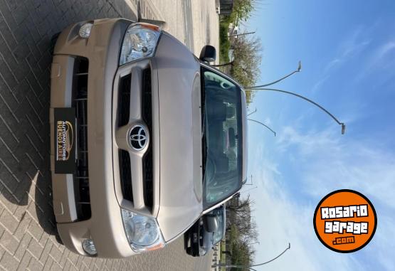 Camionetas - Toyota Hilux sr 2008 Diesel 240000Km - En Venta