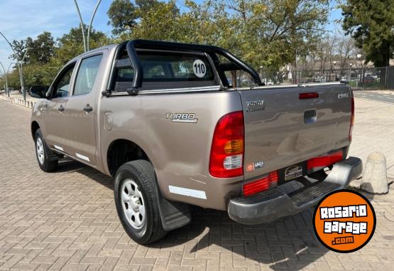 Camionetas - Toyota Hilux sr 2008 Diesel 240000Km - En Venta