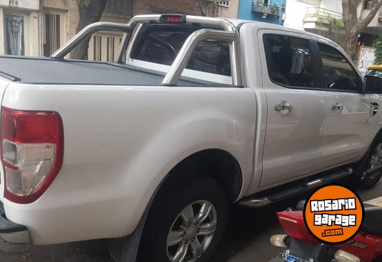 Camionetas - Ford Ranger 4x2 XLT 2021 Diesel 55000Km - En Venta