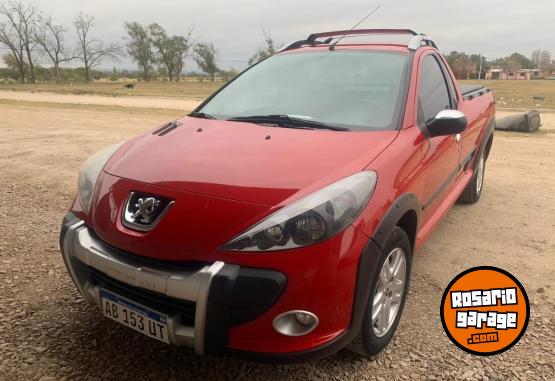 Camionetas - Peugeot Hoggar escapade 2015 Nafta 55000Km - En Venta