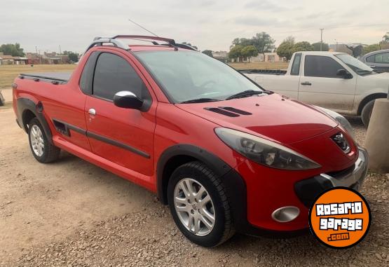 Camionetas - Peugeot Hoggar escapade 2015 Nafta 55000Km - En Venta