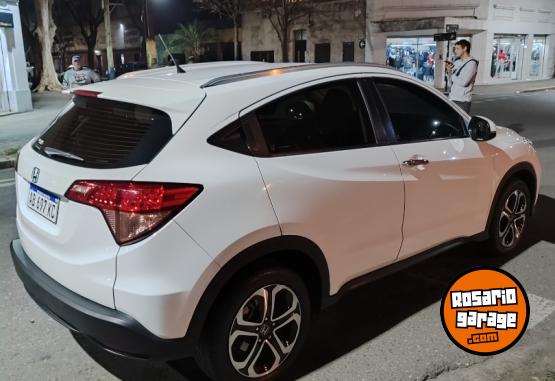 Autos - Honda HRV 2017 Nafta 90000Km - En Venta