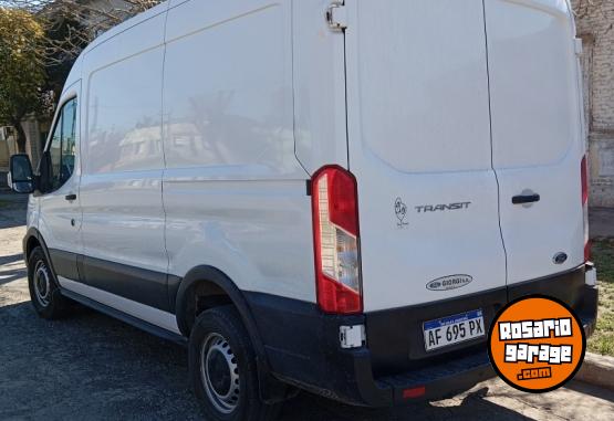 Utilitarios - Ford Transit 2022 Diesel 25504Km - En Venta