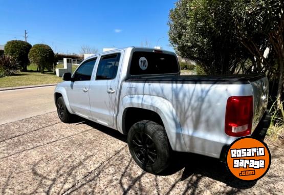 Camionetas - Volkswagen Amarok 2017 Diesel 109000Km - En Venta