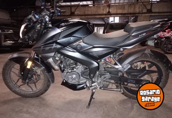 Motos - Bajaj NS200 2021 Nafta 4700Km - En Venta