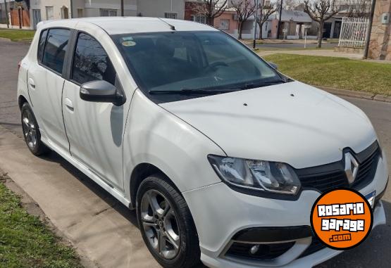 Autos - Renault Sandero RS 2017 GNC 80000Km - En Venta