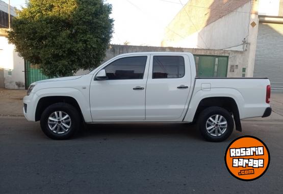 Camionetas - Volkswagen Amarok 2017 Diesel 140000Km - En Venta