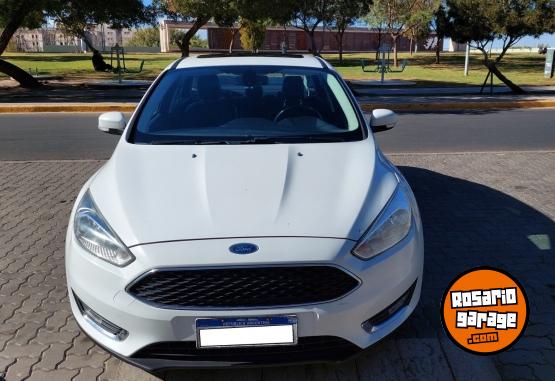 Autos - Ford Focus III 2.0 Sedan Se Pl 2016 Nafta 228000Km - En Venta