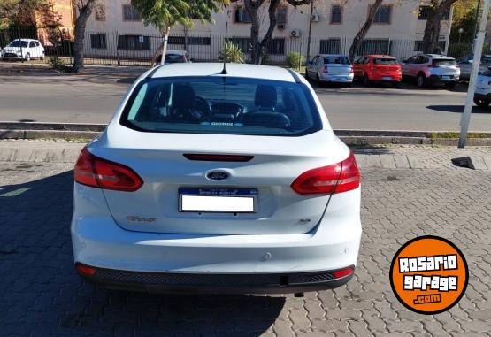 Autos - Ford Focus III 2.0 Sedan Se Pl 2016 Nafta 228000Km - En Venta