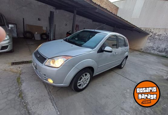 Autos - Ford FIESTA FULL 2010 Nafta 190000Km - En Venta