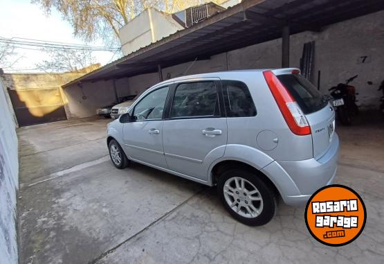 Autos - Ford FIESTA FULL 2010 Nafta 190000Km - En Venta