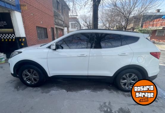 Camionetas - Hyundai Santa Fe 2014 Nafta 170000Km - En Venta