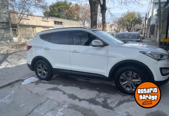 Camionetas - Hyundai Santa Fe 2014 Nafta 170000Km - En Venta