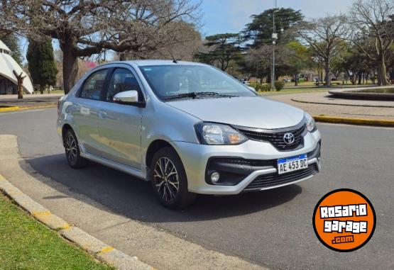 Autos - Toyota Etios 2020 Nafta 75000Km - En Venta