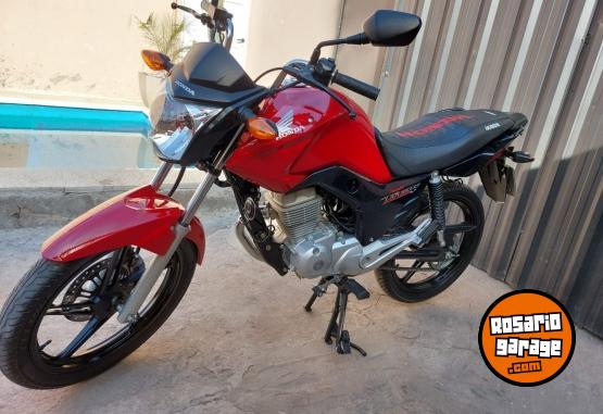 Motos - Honda CG TITAN 2019 Nafta 9000Km - En Venta