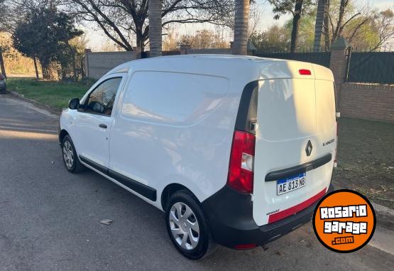 Utilitarios - Renault Kangoo  II  E. Confort 2021 GNC 53700Km - En Venta