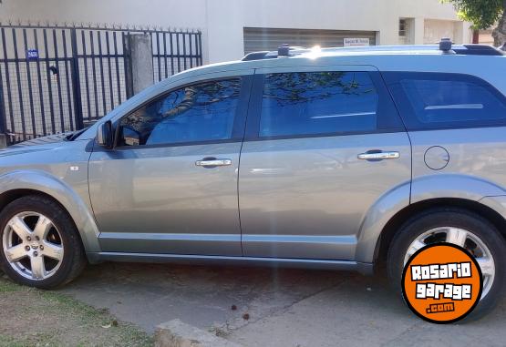 Camionetas - Dodge Journey rt 2010 Nafta 219000Km - En Venta