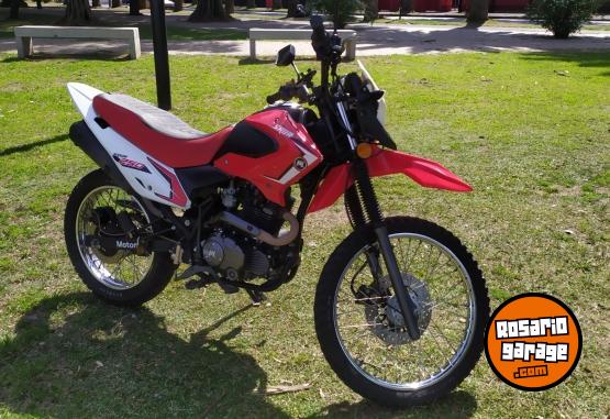 Motos - Motomel Skua 250 2021 Nafta 10000Km - En Venta