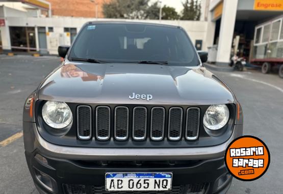 Camionetas - Jeep RENEGADE SPORT 2017 Nafta 113000Km - En Venta