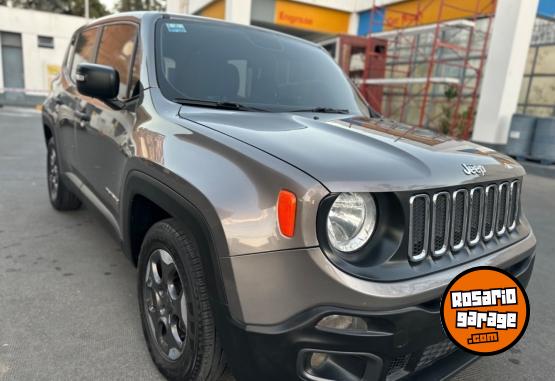 Camionetas - Jeep RENEGADE SPORT 2017 Nafta 113000Km - En Venta