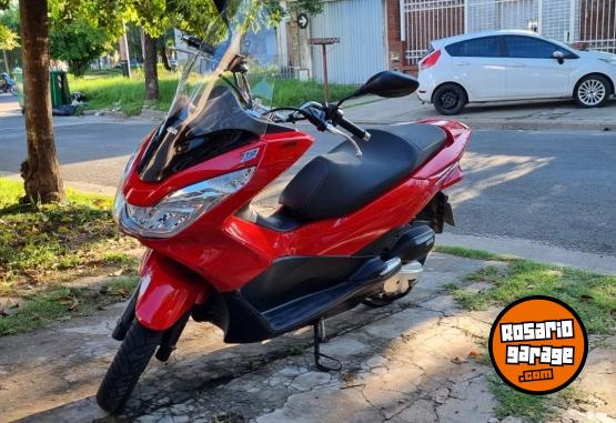 Motos - Honda Pcx 2018 Nafta 24500Km - En Venta