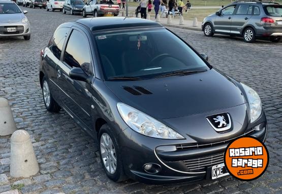 Autos - Peugeot 207 2012 Nafta 82000Km - En Venta