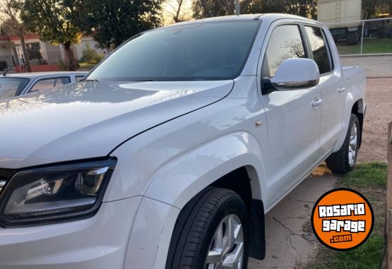 Camionetas - Volkswagen Amarok V6 highline 2022 Diesel 150000Km - En Venta