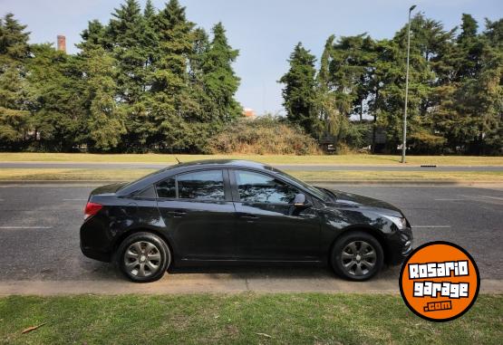 Autos - Chevrolet Cruze 2015 Nafta 80000Km - En Venta