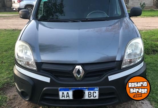 Utilitarios - Renault Kangoo 2016 Nafta 225000Km - En Venta