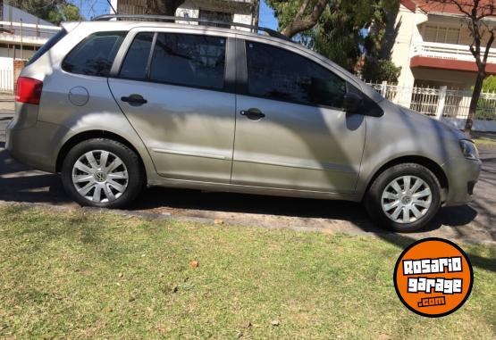 Autos - Volkswagen Suran 2010 Nafta 203000Km - En Venta